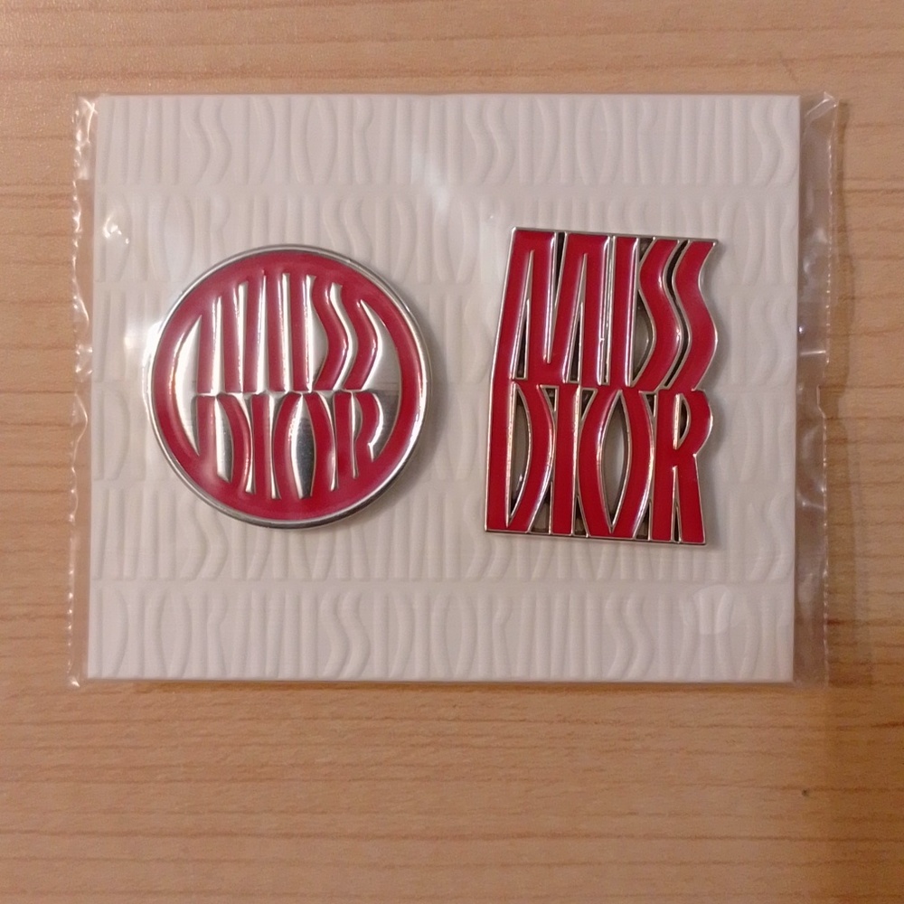 Set of 2 Miss Dior Enamel Pins